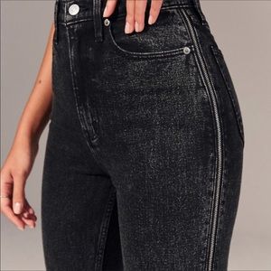 Abercrombie mom jean💫